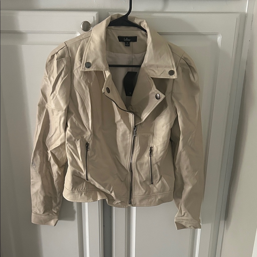 Lulu's Cream Women's Jacket